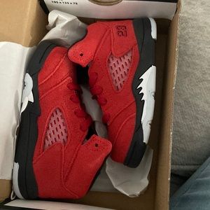 BRAND NEW !!!! NEVER BEEN WORN !! STILL IN BOX… !!! RETRO 5s